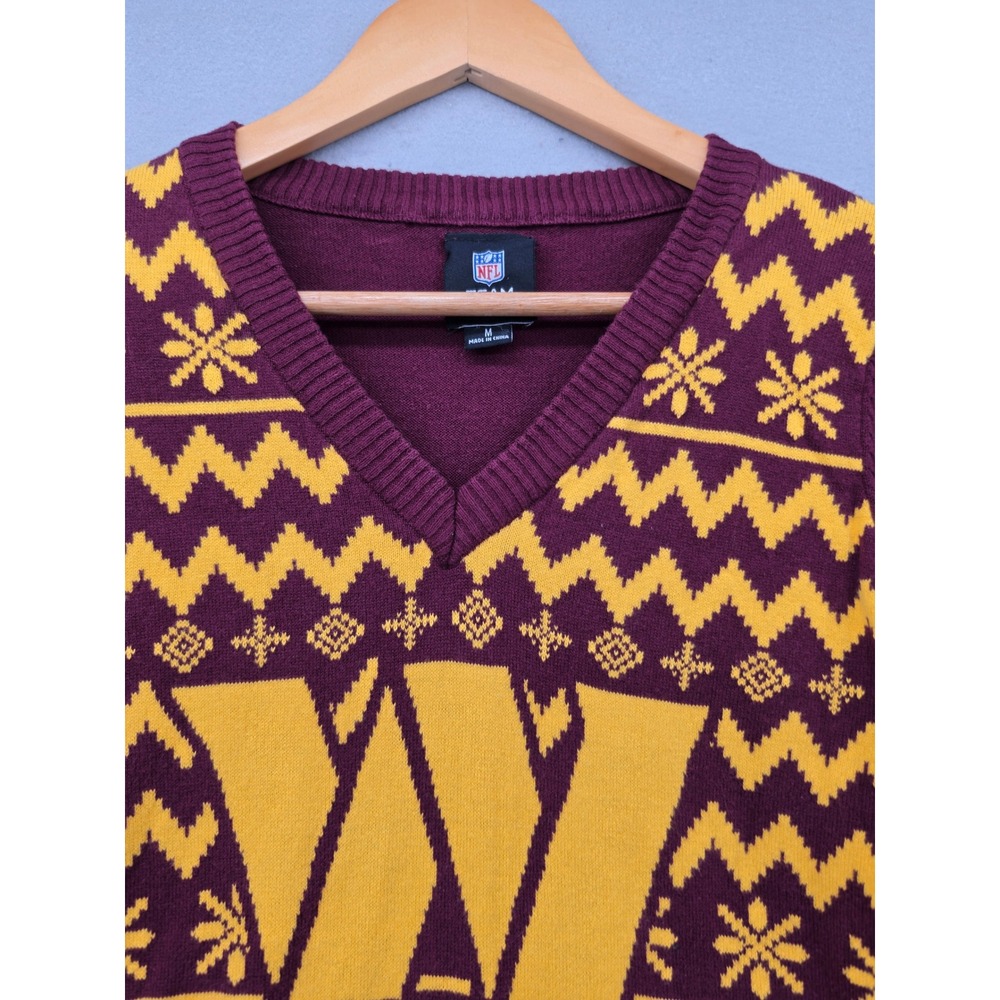 NFL Washington Commanders Sweater Mens Medium Burgundy Gold Holiday Fair Isle - Picture 4 of 11